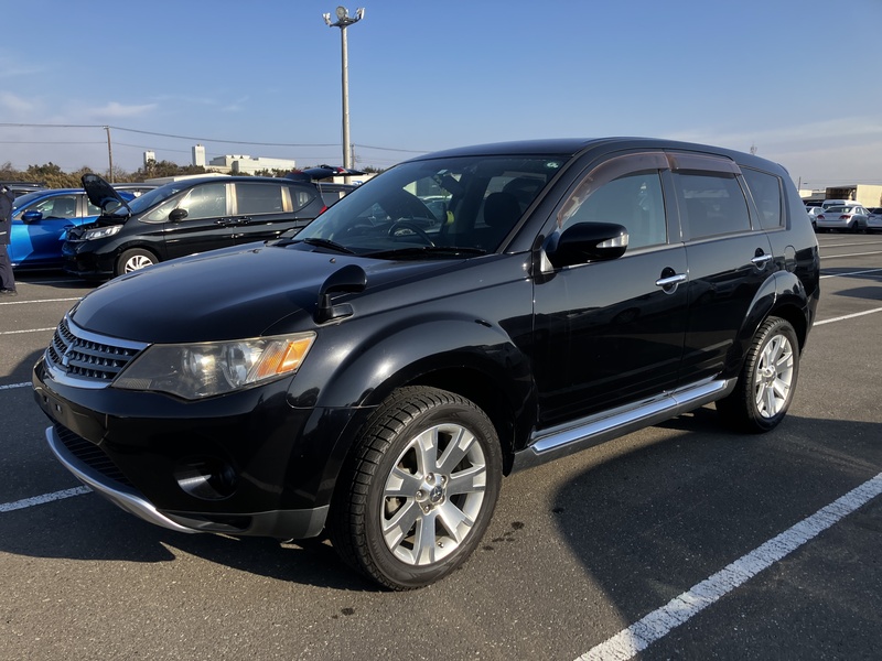 MITSUBISHI OUTLANDER