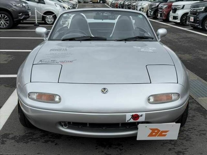 EUNOS ROADSTER