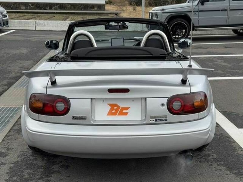 EUNOS ROADSTER