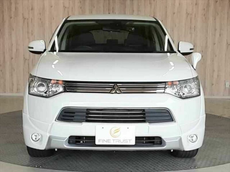 OUTLANDER PHEV