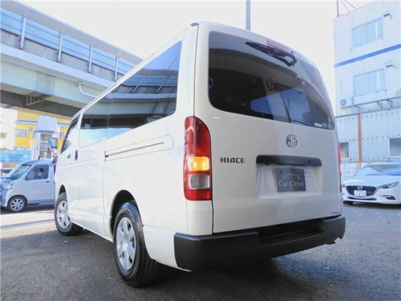 HIACE VAN