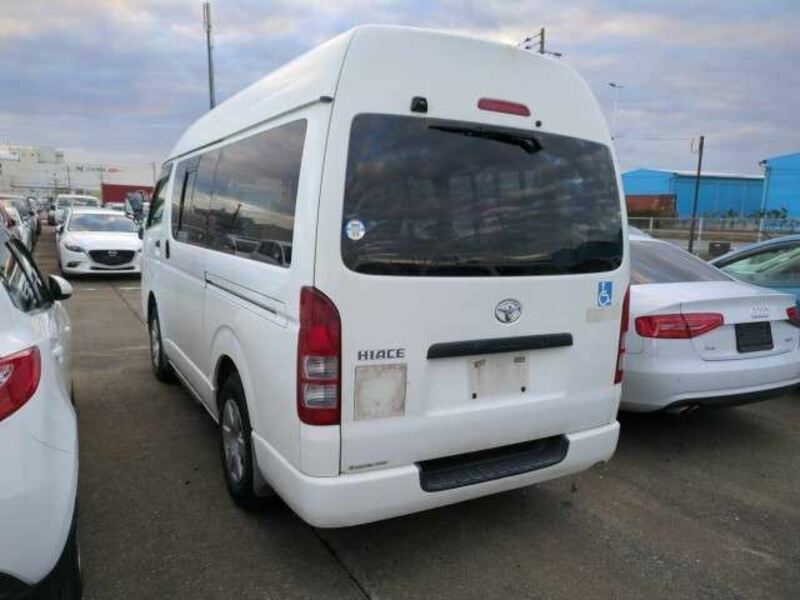 HIACE VAN