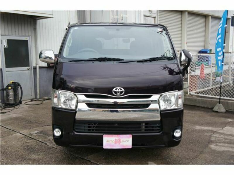 HIACE VAN