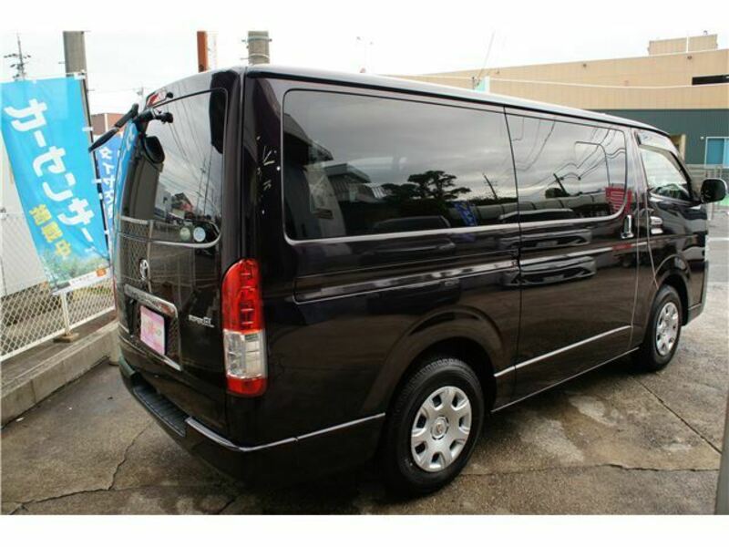 HIACE VAN