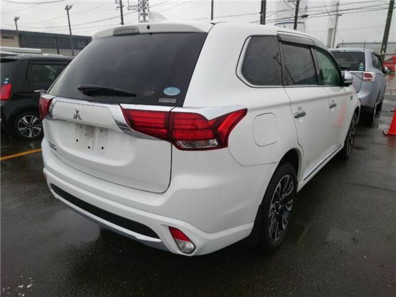 OUTLANDER PHEV