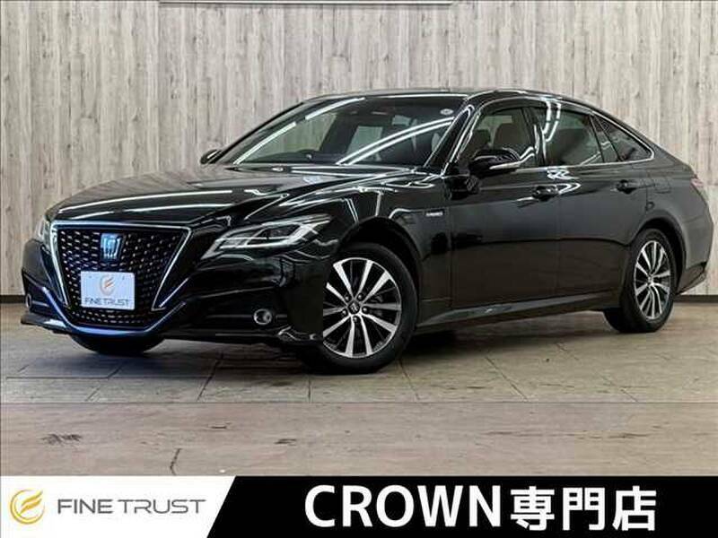 TOYOTA CROWN