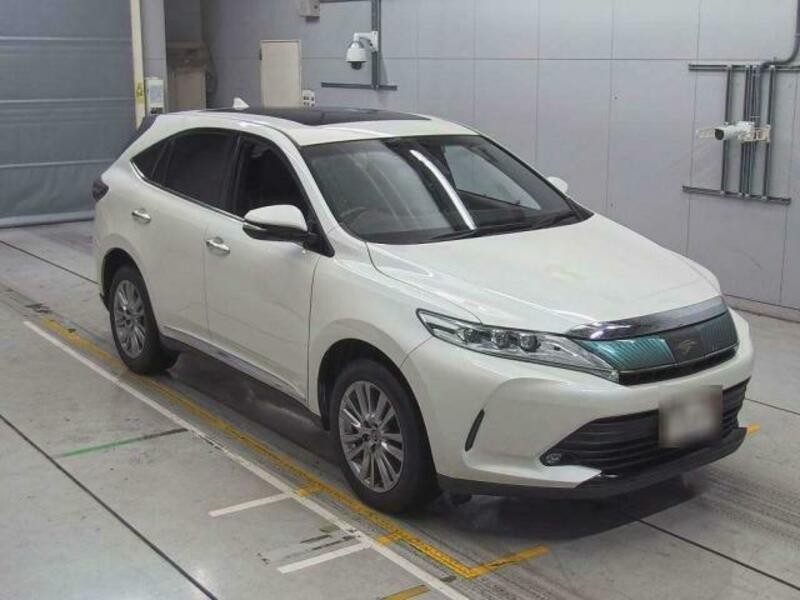 TOYOTA HARRIER