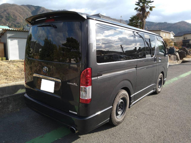 HIACE VAN