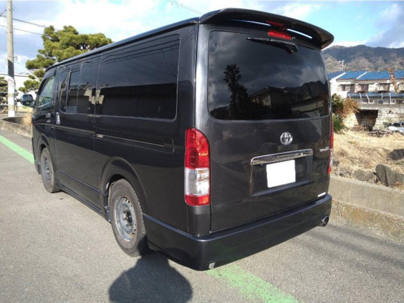 HIACE VAN