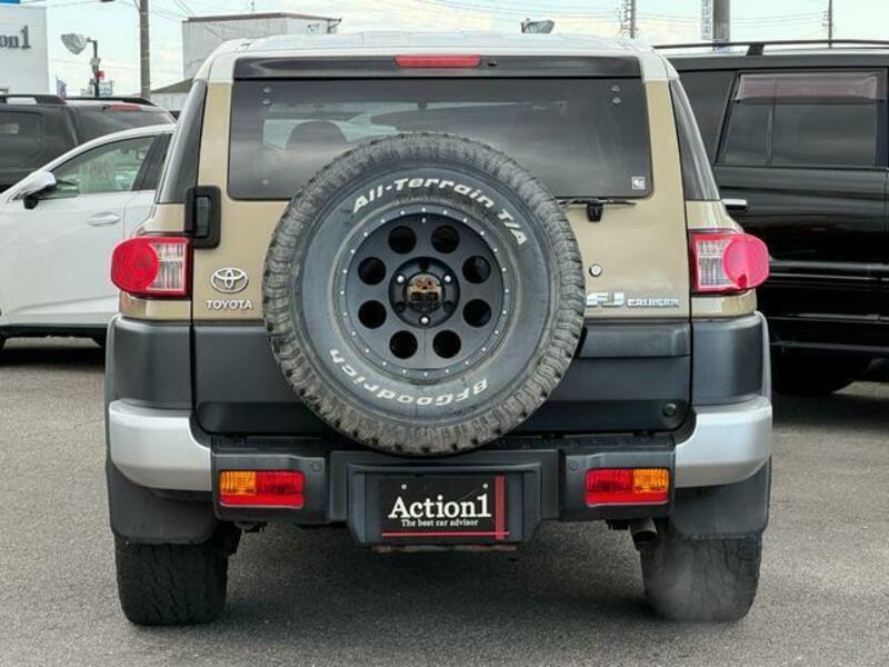 FJ CRUISER