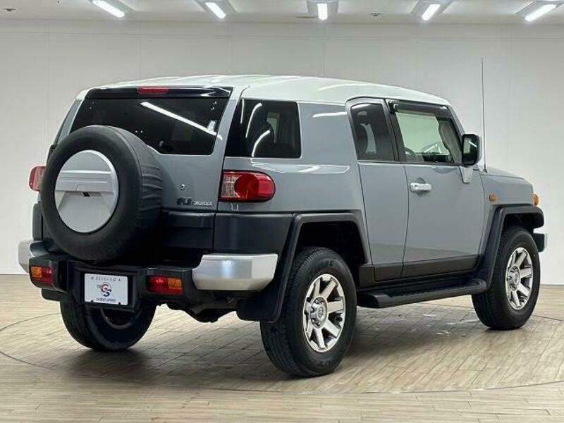 FJ CRUISER