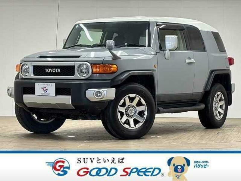 TOYOTA FJ CRUISER