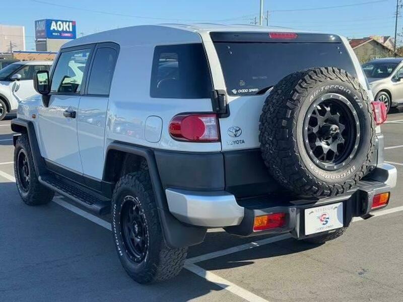 FJ CRUISER