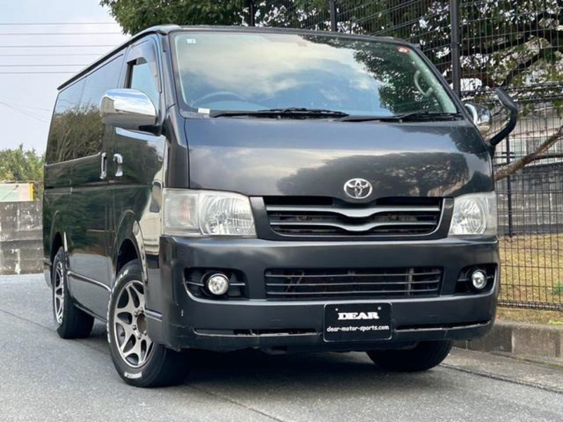 HIACE VAN