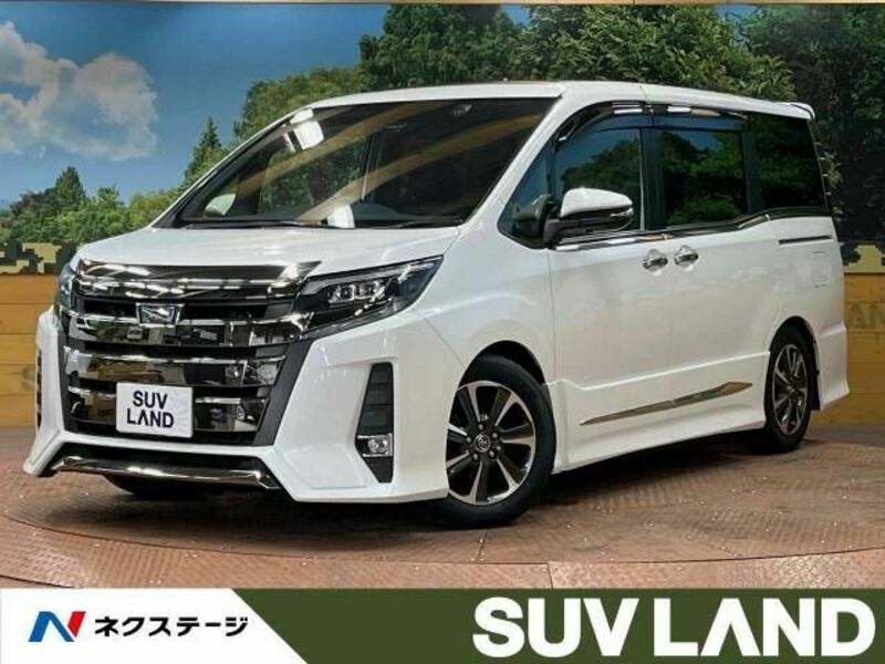 TOYOTA NOAH