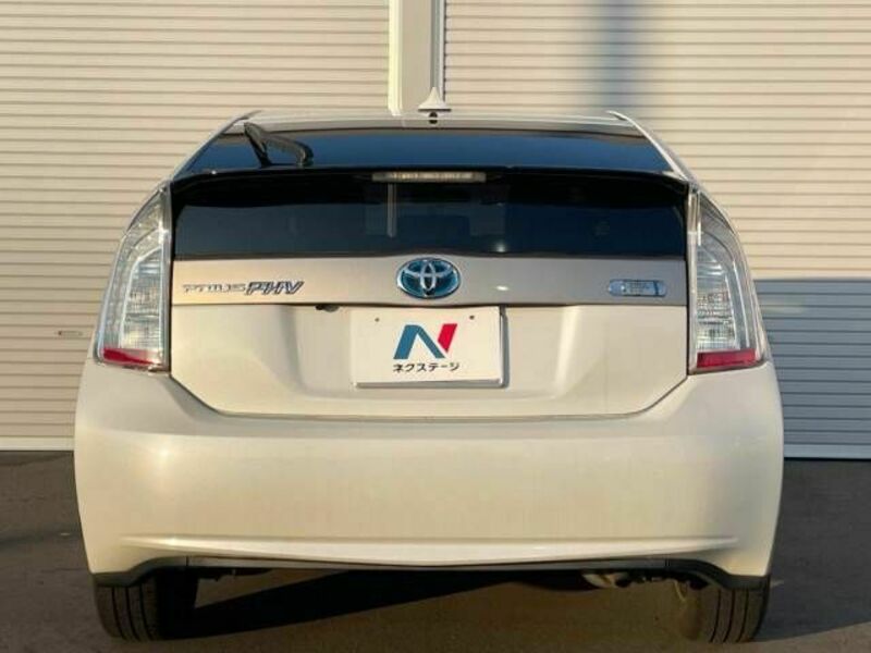 PRIUS PHV