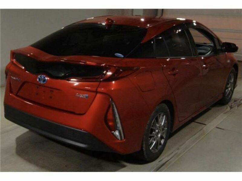 PRIUS PHV