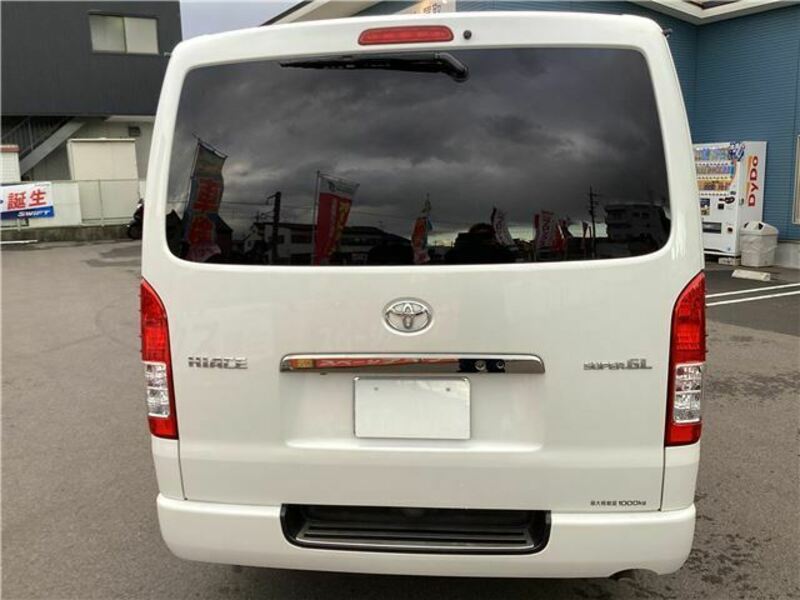 HIACE VAN