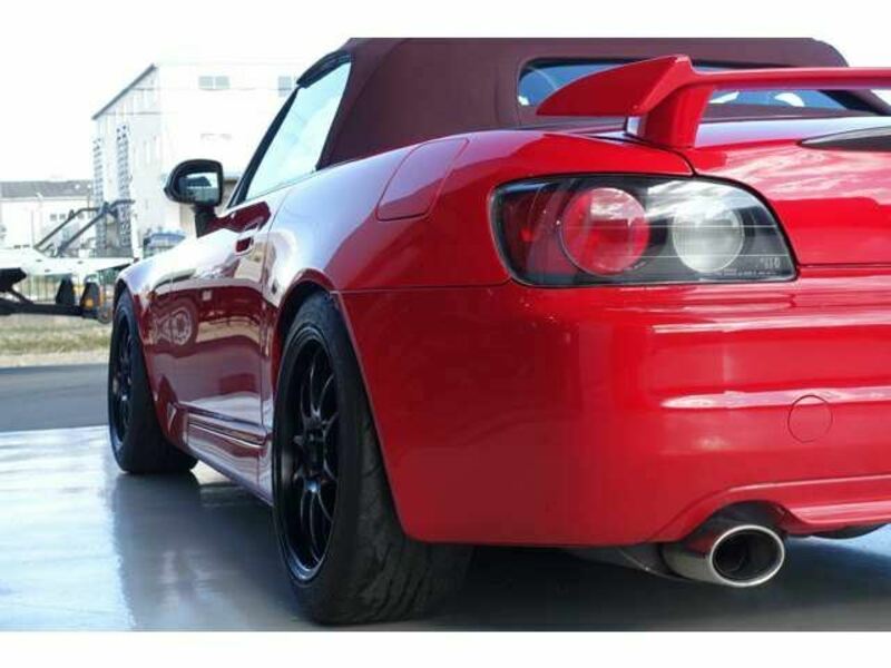 S2000