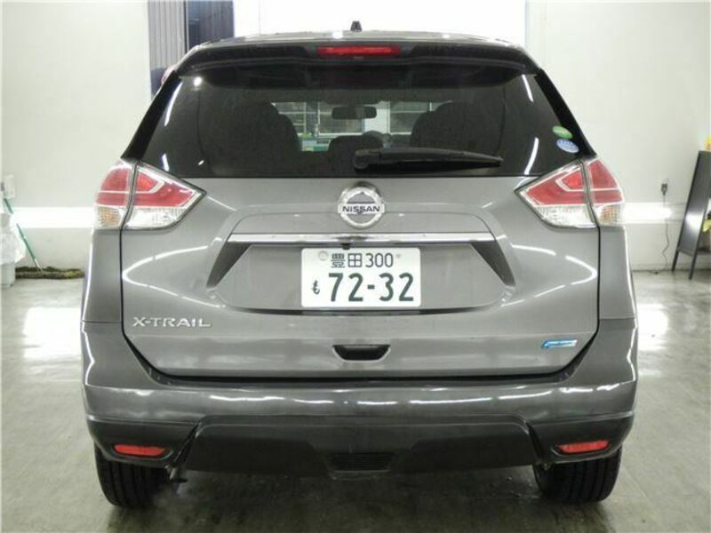 X-TRAIL