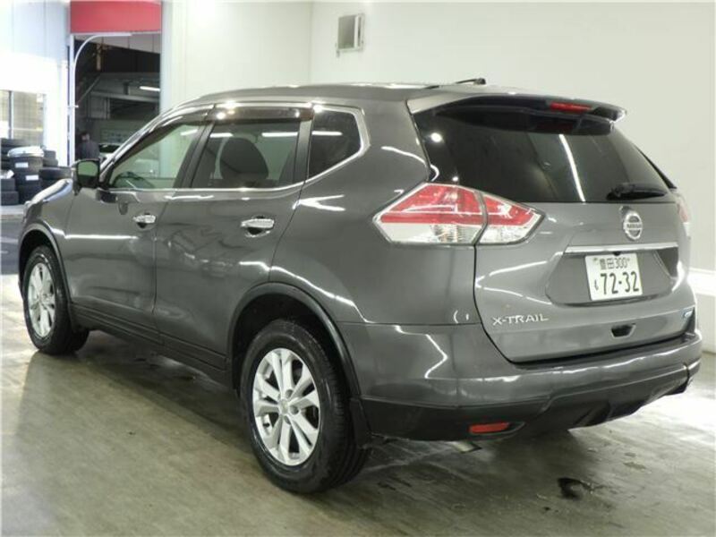 X-TRAIL