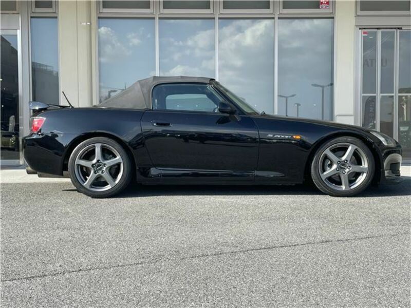 S2000