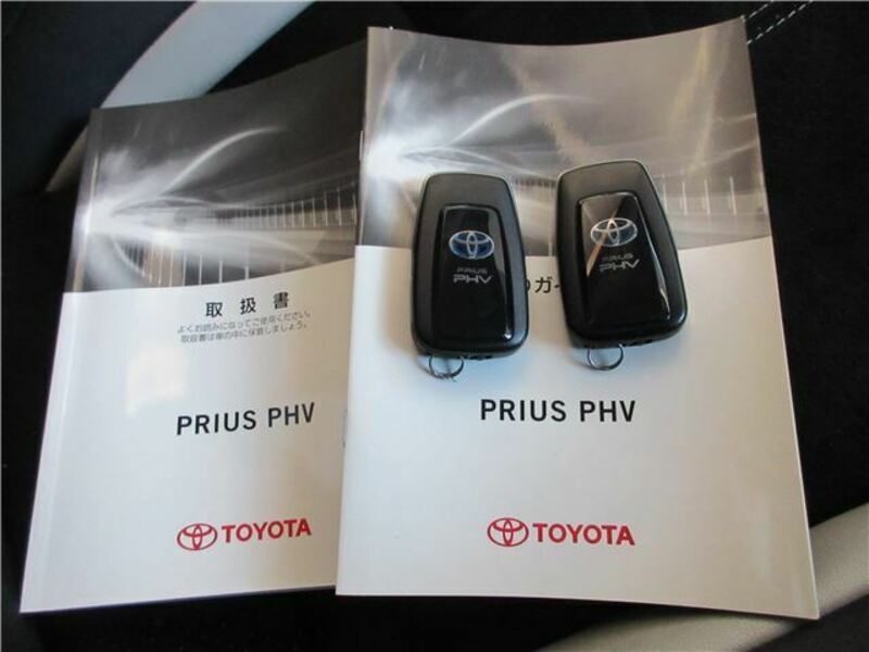 PRIUS PHV