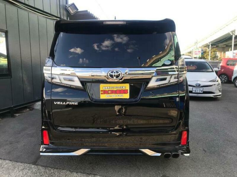 VELLFIRE