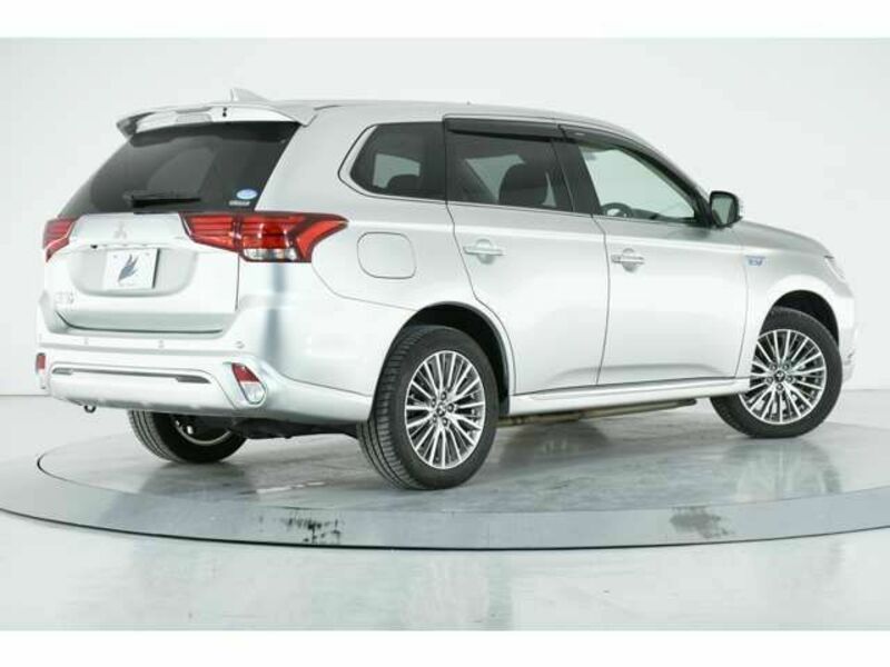 OUTLANDER PHEV