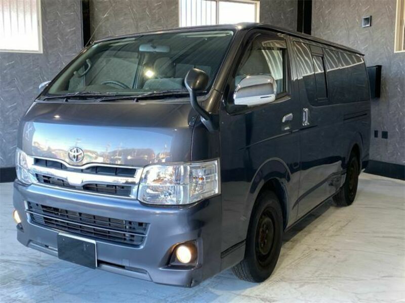 HIACE