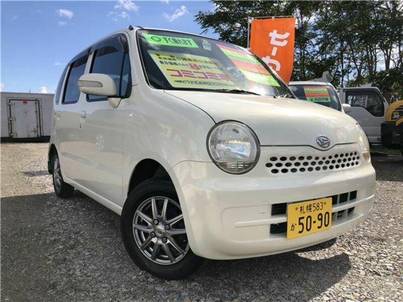 DAIHATSU MOVE LATTE