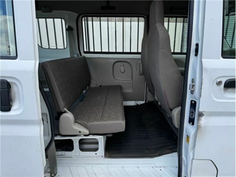 MINICAB VAN