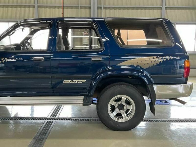 HILUX SURF