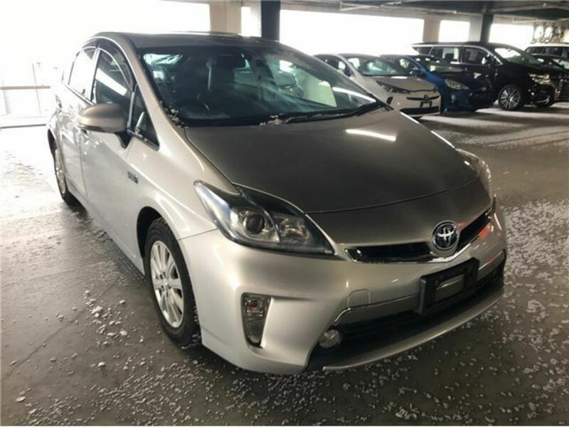 TOYOTA PRIUS PHV