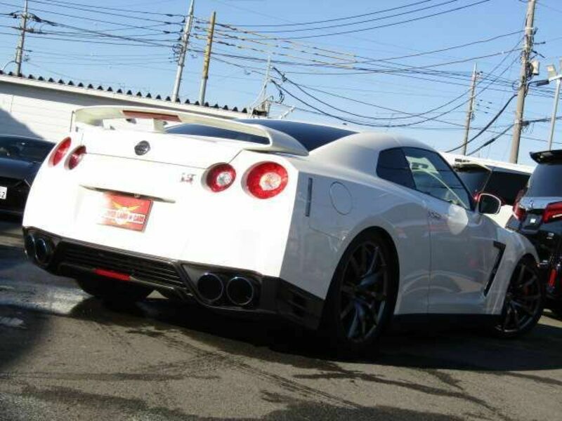 GT-R