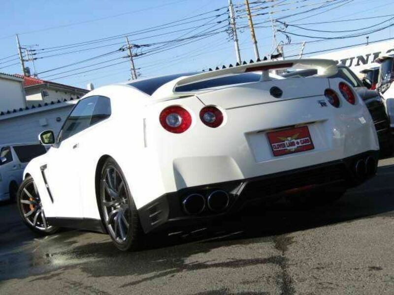 GT-R