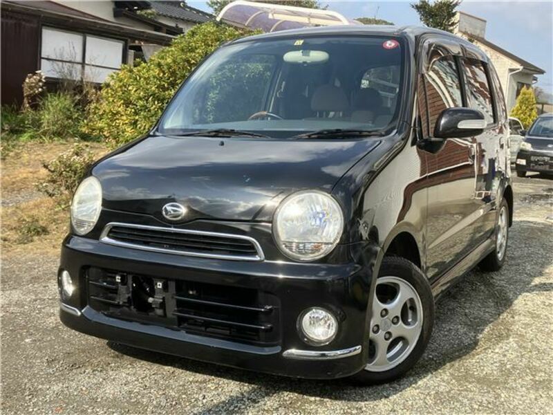 DAIHATSU MOVE LATTE