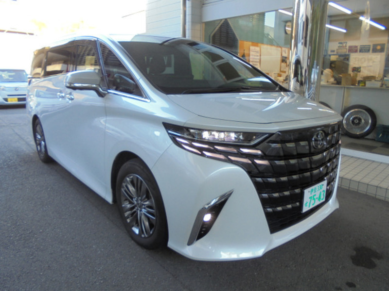 TOYOTA ALPHARD