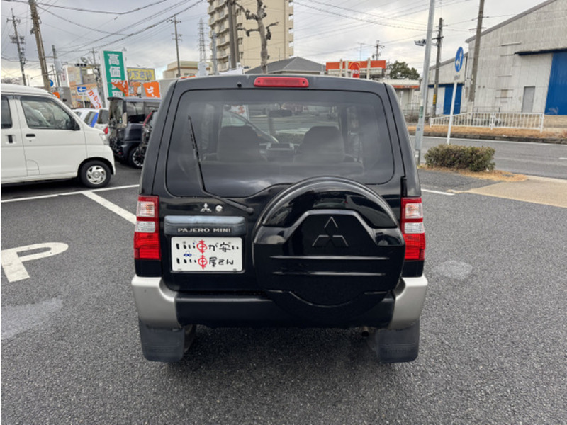 PAJERO MINI