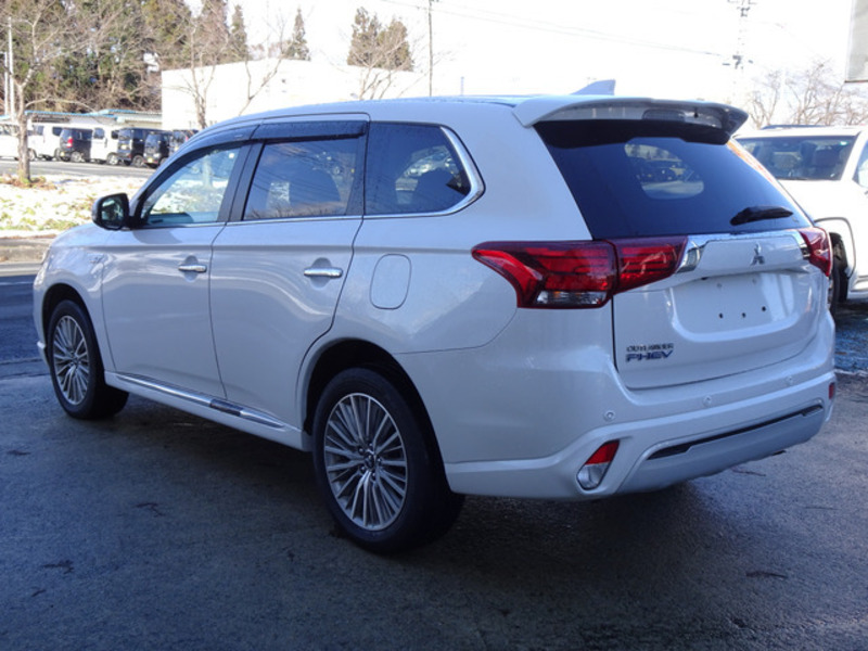 OUTLANDER PHEV