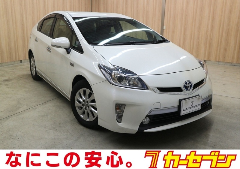 TOYOTA PRIUS PHV