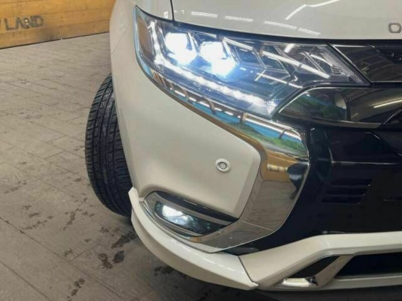 OUTLANDER PHEV