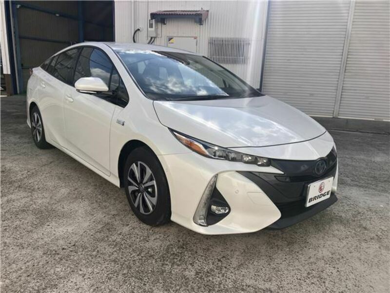 PRIUS PHV