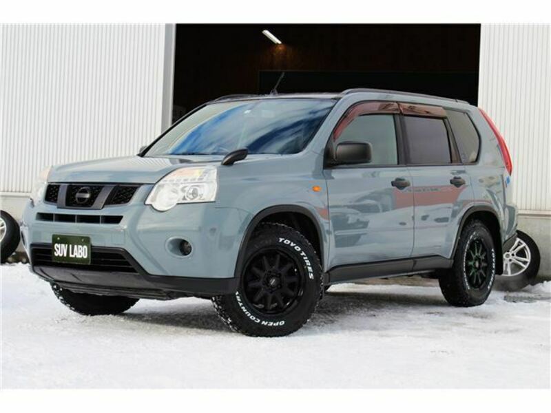 X-TRAIL