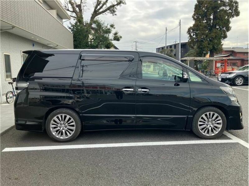 VELLFIRE