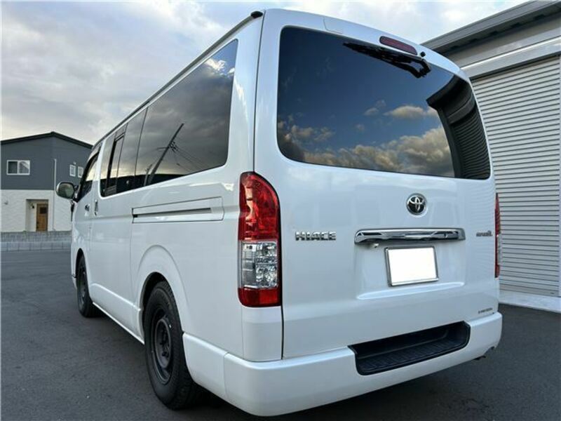 HIACE VAN