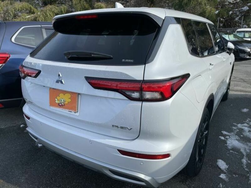 OUTLANDER PHEV