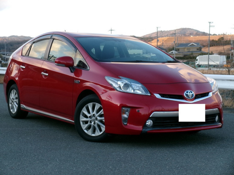 TOYOTA PRIUS PHV