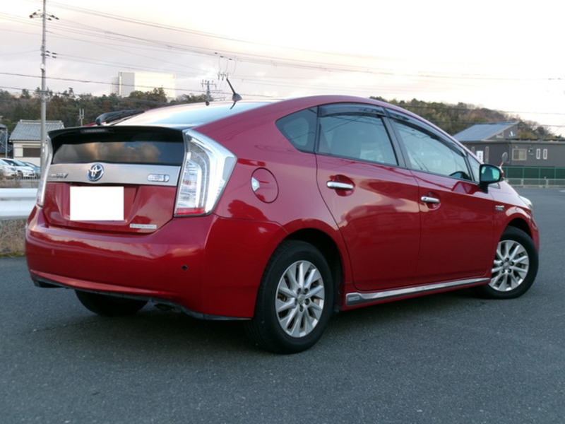 PRIUS PHV