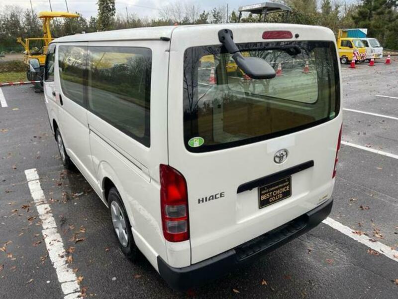 HIACE VAN